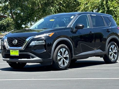 Used 2023 Nissan Rogue SV AWD/4WD image 16