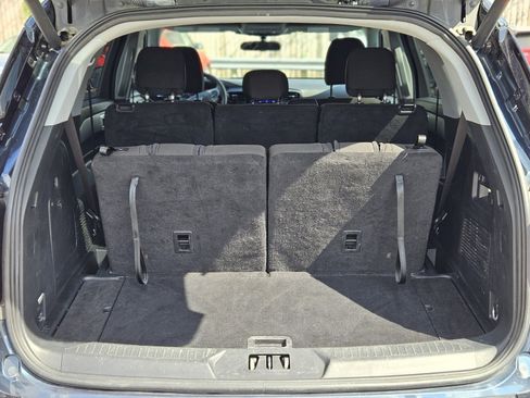 Certified 2024 Ford Explorer XLT image 31