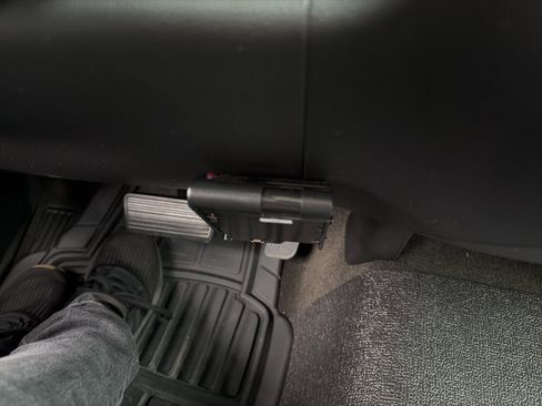 Used 2015 GMC Sierra 1500 2WD Regular Cab w/ Sierra Convenience Package image 19