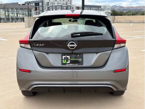 Used 2025 Nissan Leaf S FWD image 7