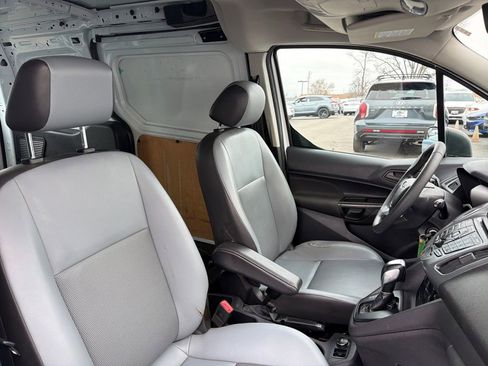 Used 2015 Ford Transit Connect XL image 31