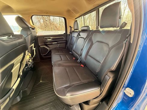 Used 2019 RAM 1500 Laramie image 11