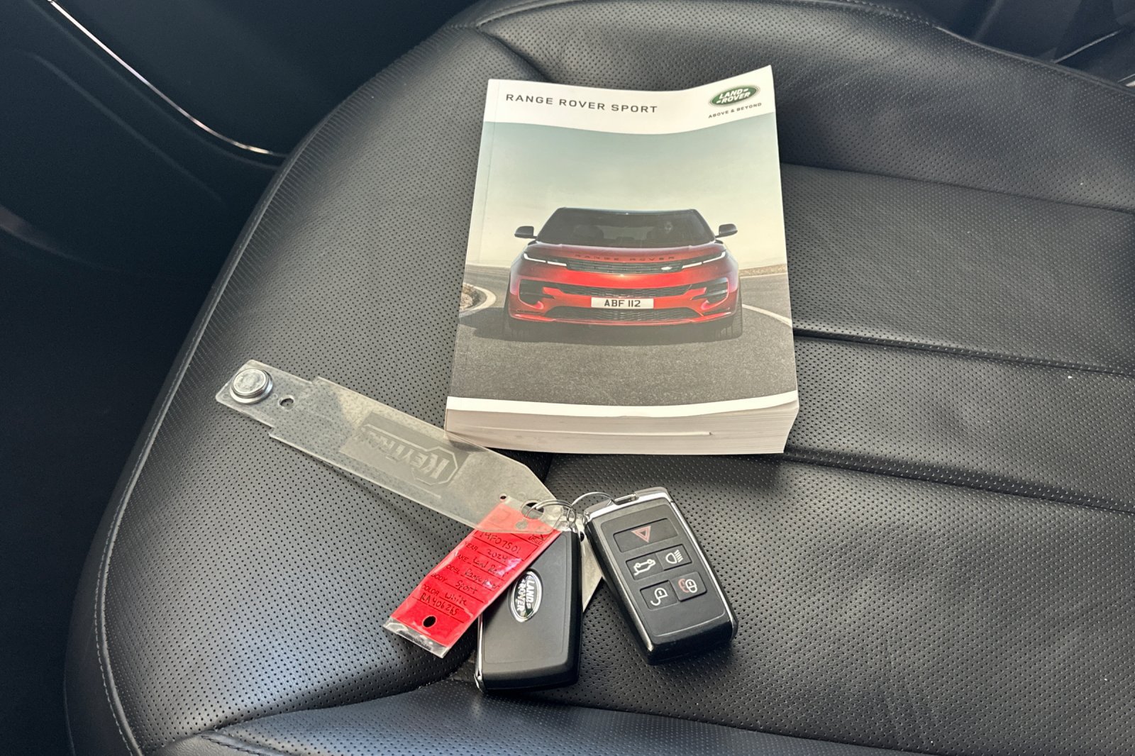 Used 2024 Land Rover Range Rover Sport Dynamic SE AWD/4WD image 10