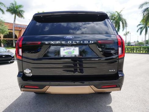 Used 2025 Ford Expedition Max King Ranch AWD/4WD image 37