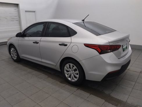Used 2018 Hyundai Accent SE FWD image 3