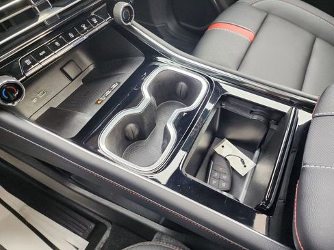 Certified 2025 Chevrolet Traverse RS w/ LPO, Floor Liner Package image 50