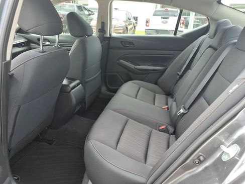 Used 2024 Nissan Altima 2.5 SV FWD image 14