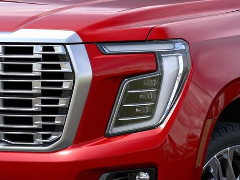 New 2026 GMC Yukon Denali w/ Denali Reserve Package AWD/4WD image 10