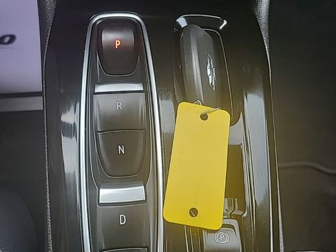 Certified 2023 Chevrolet Bolt EUV LT w/ Convenience Package image 23