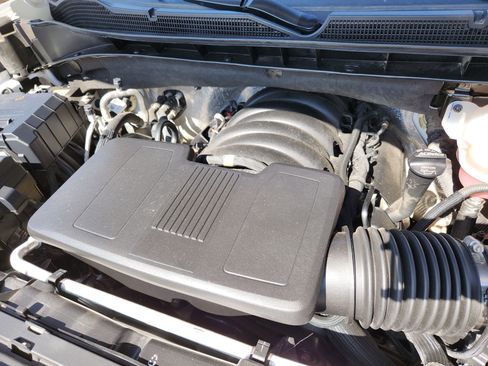 Used 2024 Chevrolet Silverado 1500 LT Trail Boss w/ Convenience Package II AWD/4WD image 10