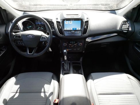 Used 2018 Ford Escape SE w/ SE Sport Appearance Package image 10