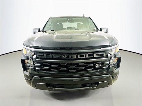 Used 2023 Chevrolet Silverado 1500 Custom w/ 2.7L Blackout Package image 2