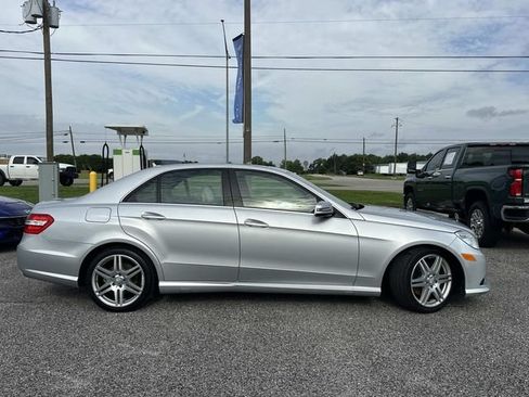 Used 2010 Mercedes-Benz E 350 Sedan image 5