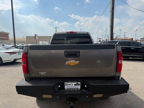 Used 2014 Chevrolet Silverado 2500 LTZ w/ LTZ Plus Package image 7