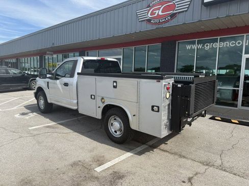 Used 2019 Ford F250 XL image 4