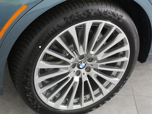 New 2026 BMW X7 xDrive40i w/ Premium Package image 22