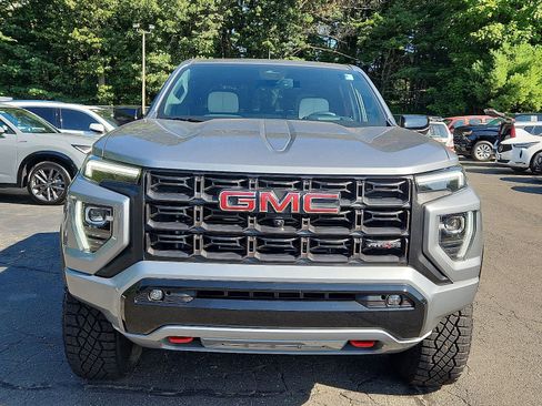 Used 2024 GMC Canyon AT4X image 2