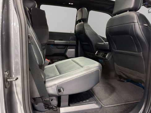 Used 2024 Ford F150 Lariat image 18