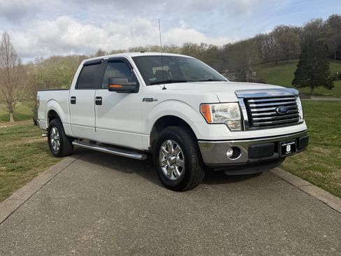 Used 2011 Ford F150 XLT w/ XLT Chrome Pkg image 14