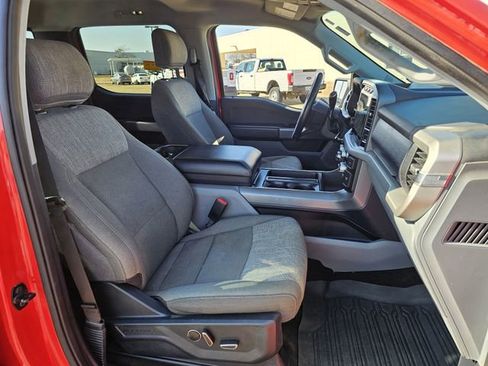 Certified 2021 Ford F150 XLT w/ Equipment Group 302A High image 27