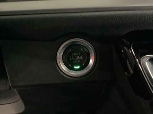 Used 2024 Chevrolet Traverse LT w/ Midnight/Sport Edition image 19