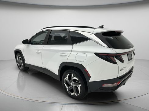 Used 2024 Hyundai Tucson SEL w/ Convenience Package AWD/4WD image 4