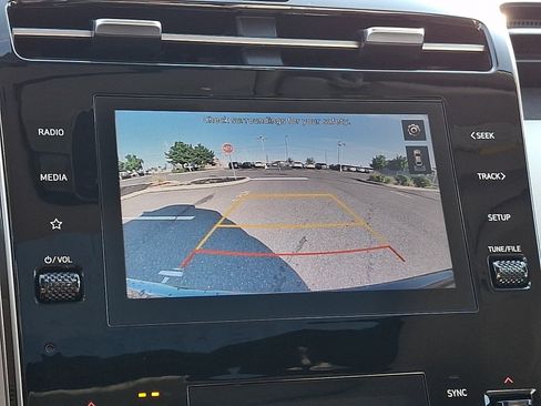 Certified 2023 Hyundai Tucson SEL w/ Convenience Package AWD/4WD image 18