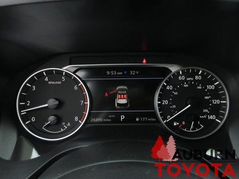 Used 2023 Nissan Rogue S image 14