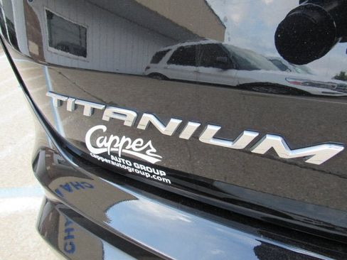Used 2024 Ford Edge Titanium w/ Titanium Elite Package AWD/4WD image 40