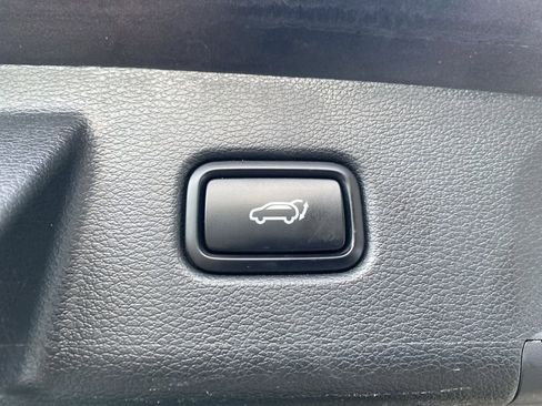 Used 2022 Kia Telluride SX FWD image 17