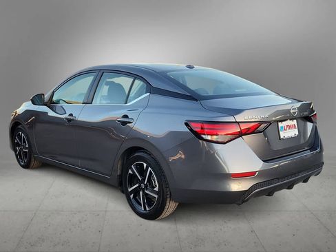 Used 2024 Nissan Sentra SV image 6