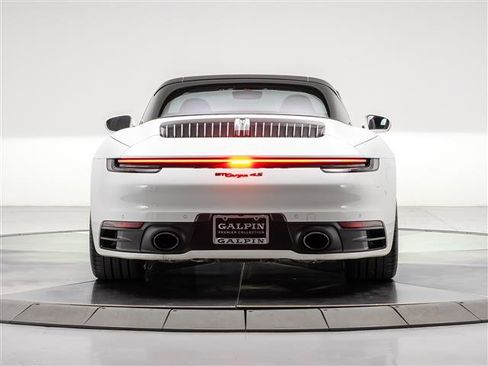 Used 2022 Porsche 911 Targa 4S image 6