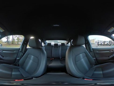 Used 2025 Honda Civic Sport image 40