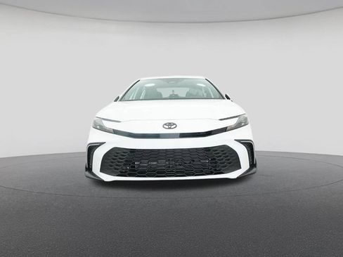 New 2026 Toyota Camry SE image 31