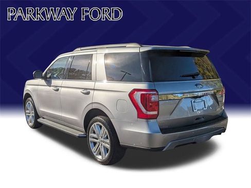 Used 2020 Ford Expedition XLT w/ Equipment Group 202A image 7