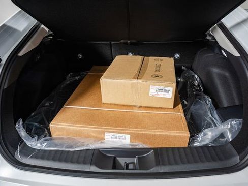 New 2026 Toyota Prius Plug-In Hybrid image 10