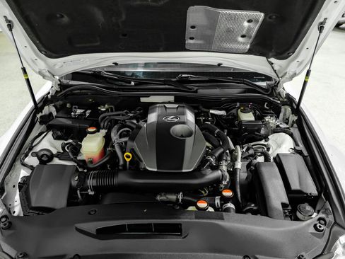 Used 2016 Lexus IS 200t w/ F Sport Package RWD image 59
