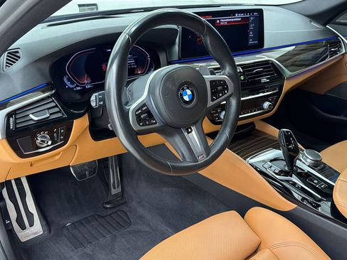 Used 2021 BMW 540i xDrive w/ M Sport Package AWD/4WD image 4