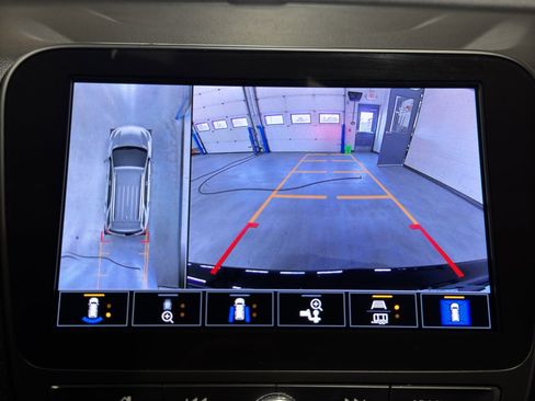 Used 2023 Chevrolet Equinox RS image 30