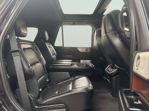 Used 2020 Lincoln Navigator Reserve w/ Equipment Group 208A Reserve AWD/4WD image 29