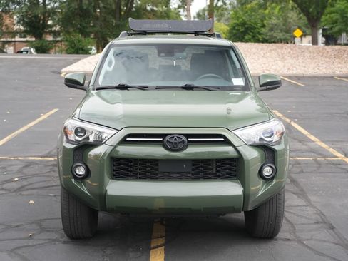 Used 2021 Toyota 4Runner Trail Special Edition AWD/4WD image 8