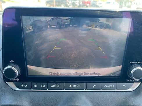 Used 2020 Nissan Sentra SR FWD image 33