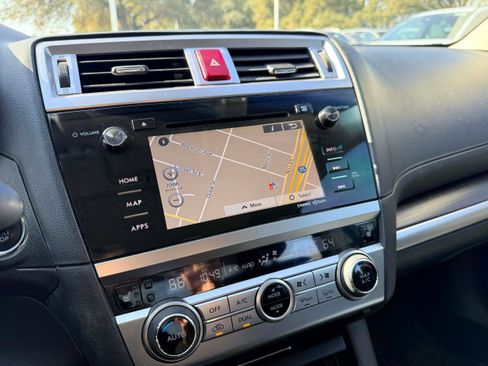 Used 2017 Subaru Legacy 3.6R Limited image 21