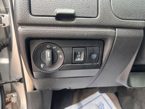 Used 2012 Ford Fusion SEL FWD image 9