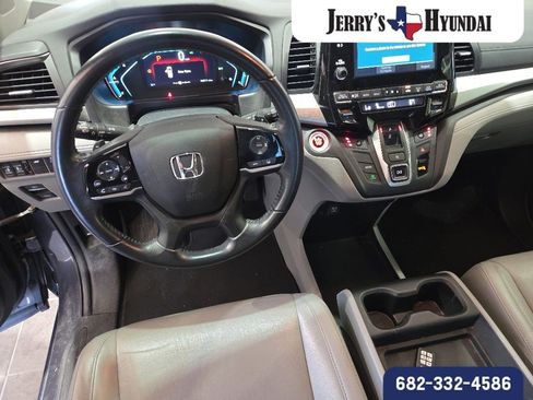 Used 2018 Honda Odyssey EX-L image 9
