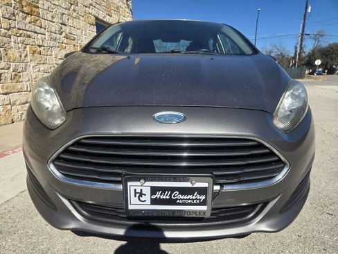 Used 2014 Ford Fiesta SE image 14