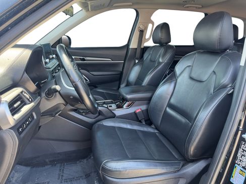 Used 2020 Kia Telluride S FWD image 9