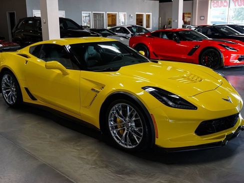 Used 2017 Chevrolet Corvette Z06 RWD image 4