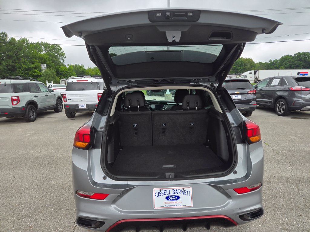 Used 2023 Buick Encore GX Select w/ Sport Touring Package FWD image 5