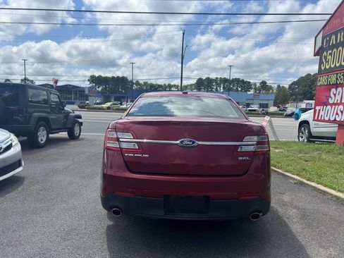 Used 2015 Ford Taurus SEL image 4